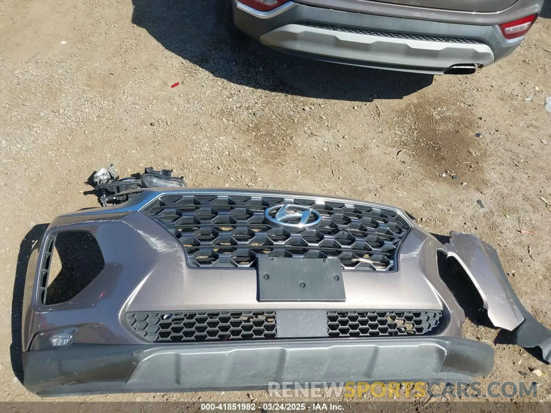 12 Photograph of a damaged car 5NMS33AA2LH216204 HYUNDAI SANTA FE 2020
