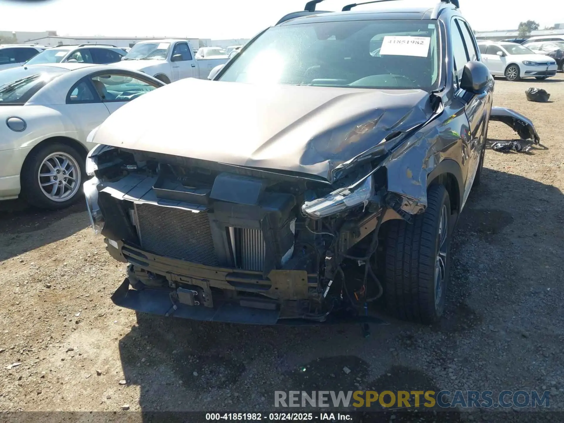 6 Photograph of a damaged car 5NMS33AA2LH216204 HYUNDAI SANTA FE 2020