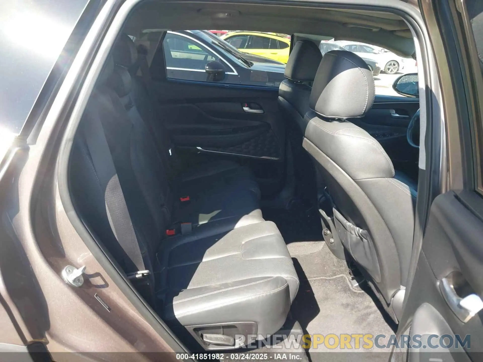 8 Photograph of a damaged car 5NMS33AA2LH216204 HYUNDAI SANTA FE 2020