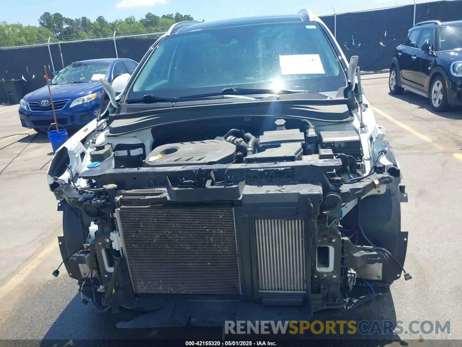 13 Photograph of a damaged car 5NMS33AA2LH294515 HYUNDAI SANTA FE 2020
