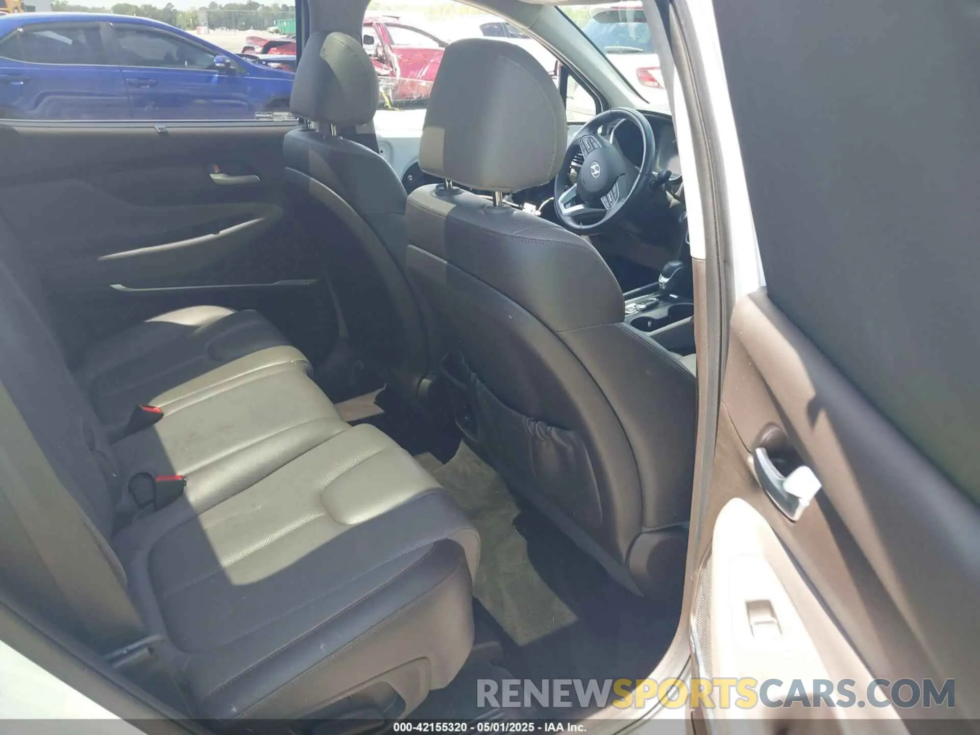 8 Photograph of a damaged car 5NMS33AA2LH294515 HYUNDAI SANTA FE 2020
