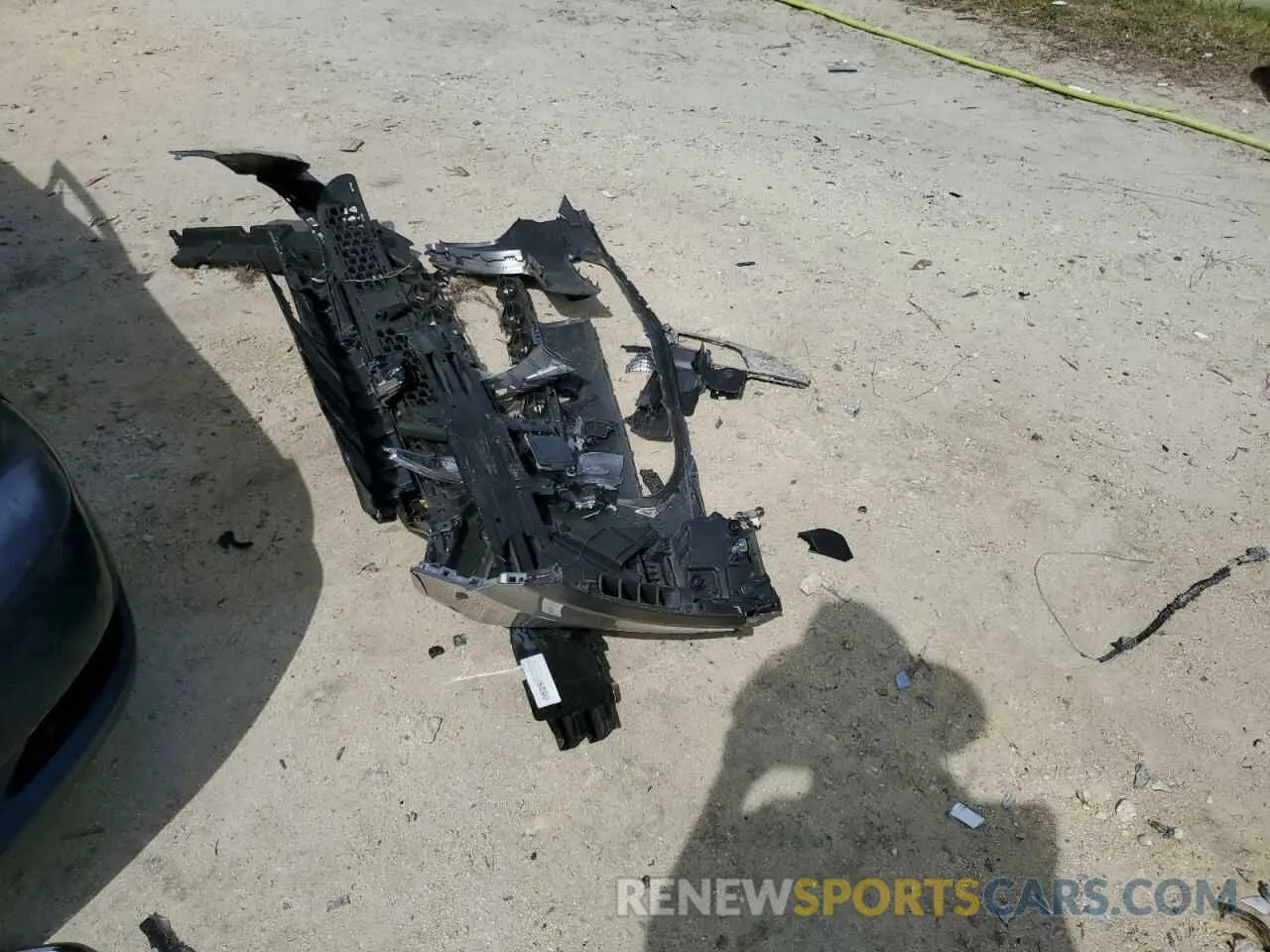 13 Photograph of a damaged car 5NMS33AA4LH281149 HYUNDAI SANTA FE 2020