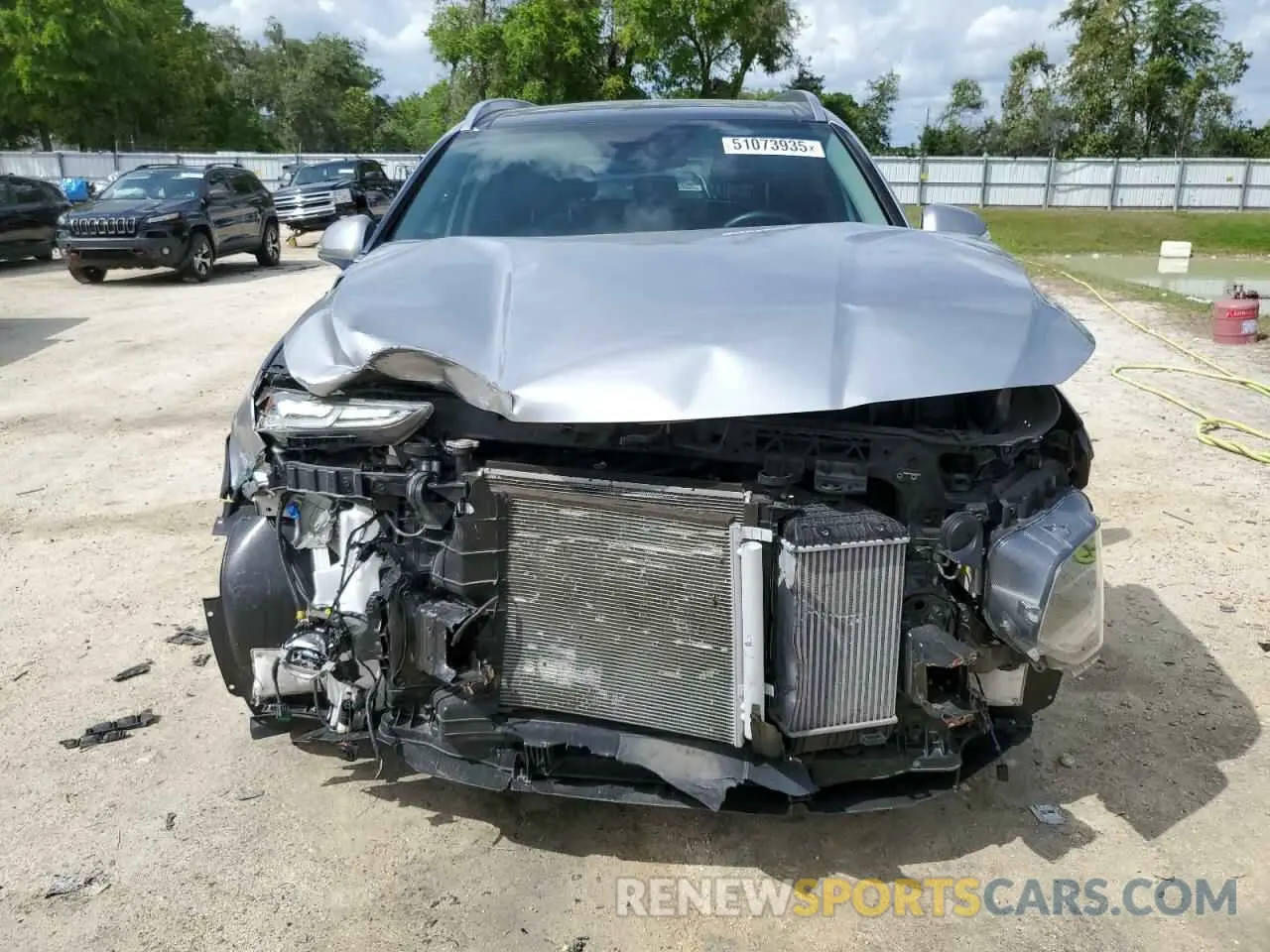 5 Photograph of a damaged car 5NMS33AA4LH281149 HYUNDAI SANTA FE 2020