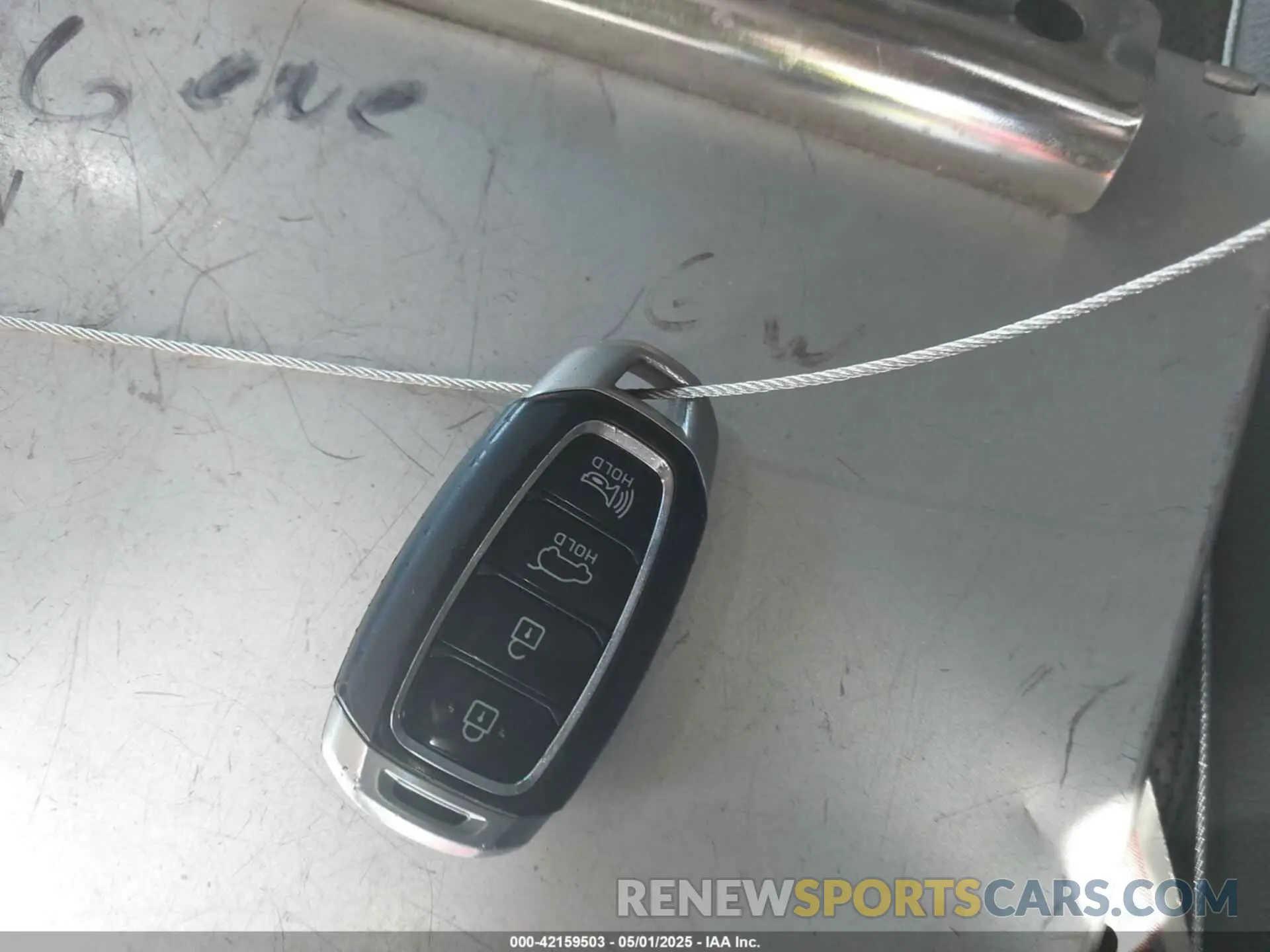11 Photograph of a damaged car 5NMS33AA9LH280711 HYUNDAI SANTA FE 2020
