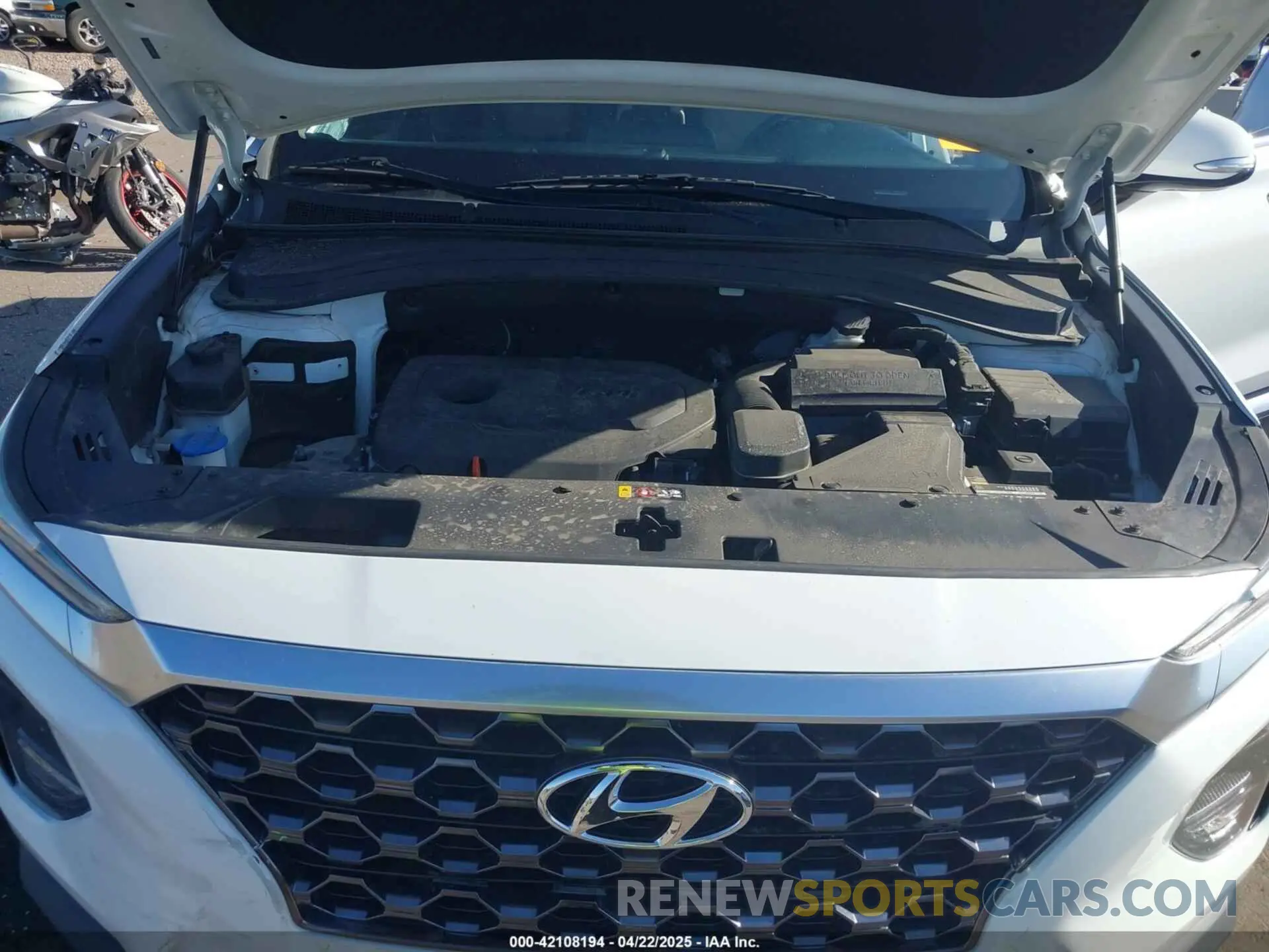 10 Photograph of a damaged car 5NMS33AD0LH169491 HYUNDAI SANTA FE 2020