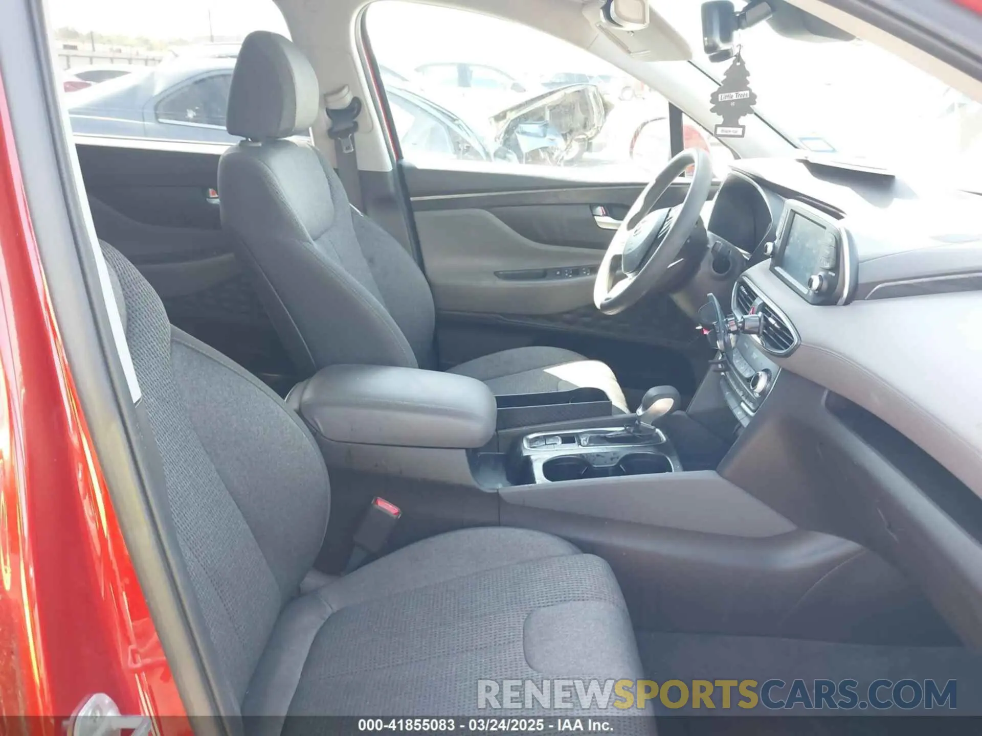 5 Photograph of a damaged car 5NMS33AD0LH229799 HYUNDAI SANTA FE 2020