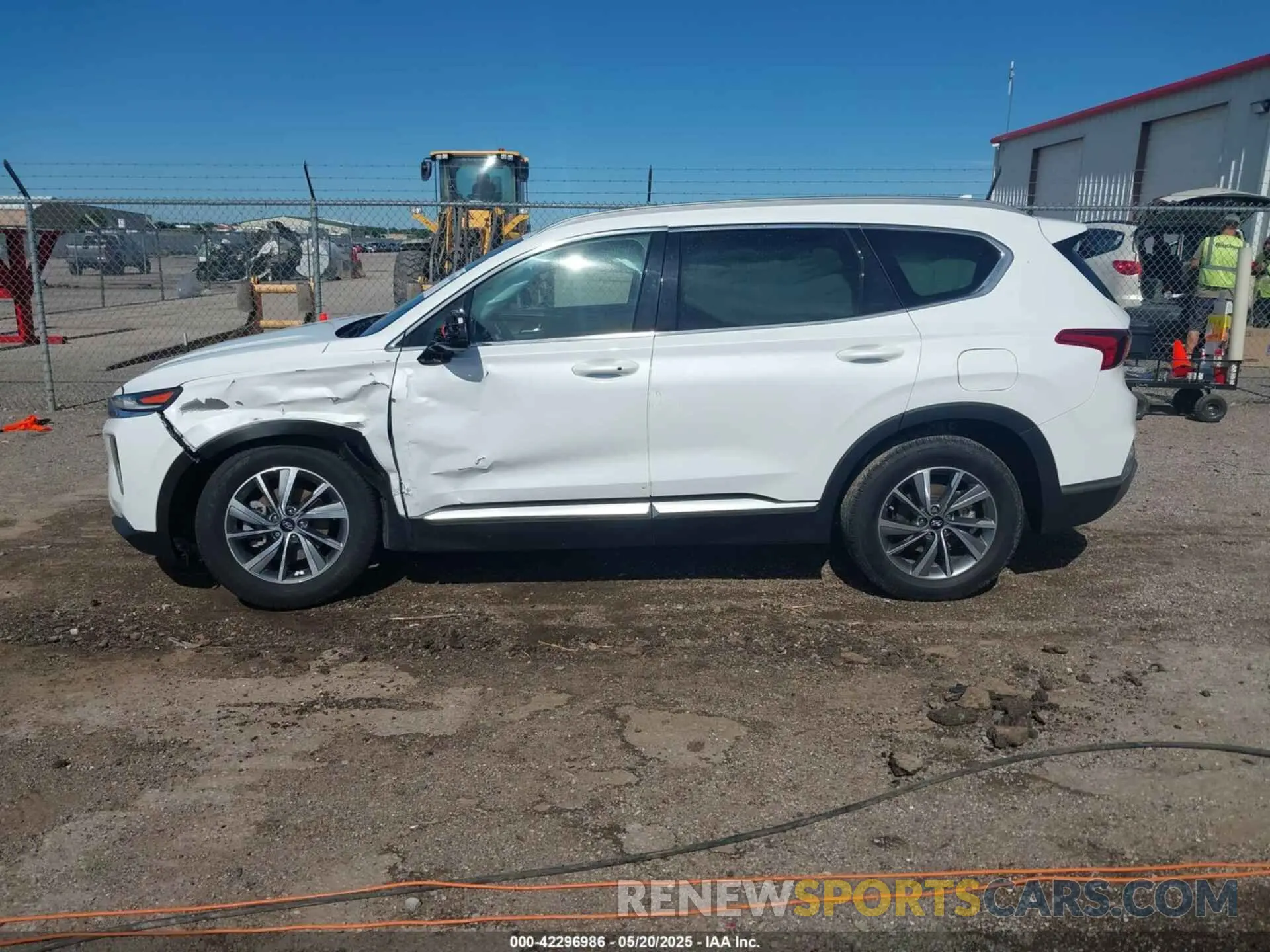 14 Photograph of a damaged car 5NMS33AD0LH235621 HYUNDAI SANTA FE 2020