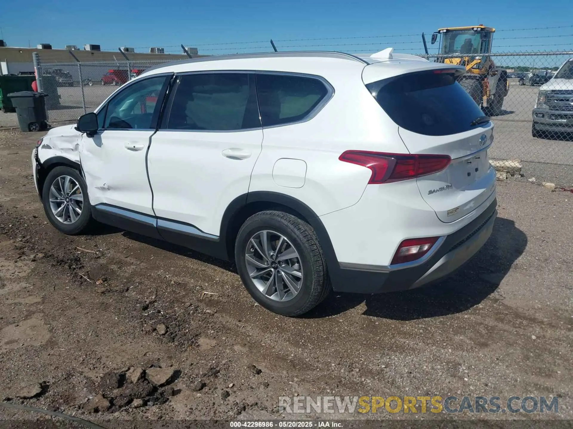 3 Photograph of a damaged car 5NMS33AD0LH235621 HYUNDAI SANTA FE 2020