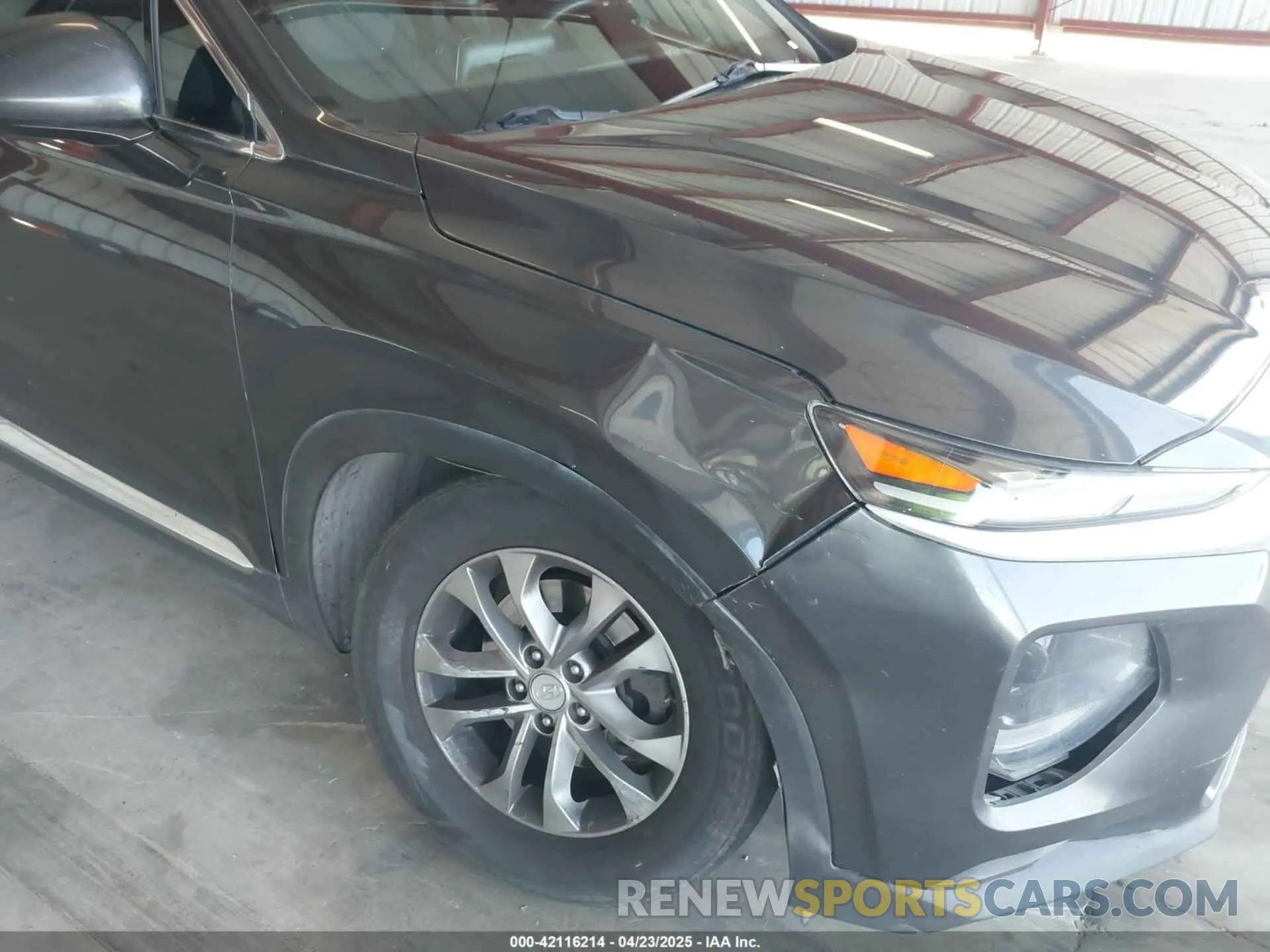 6 Photograph of a damaged car 5NMS33AD0LH244822 HYUNDAI SANTA FE 2020