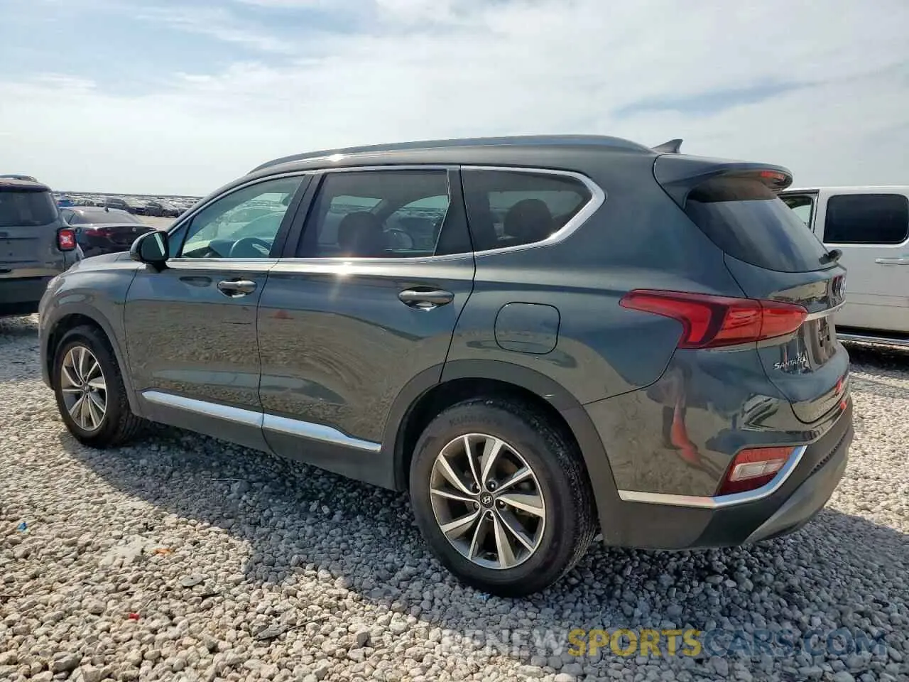 2 Photograph of a damaged car 5NMS33AD1LH205513 HYUNDAI SANTA FE 2020