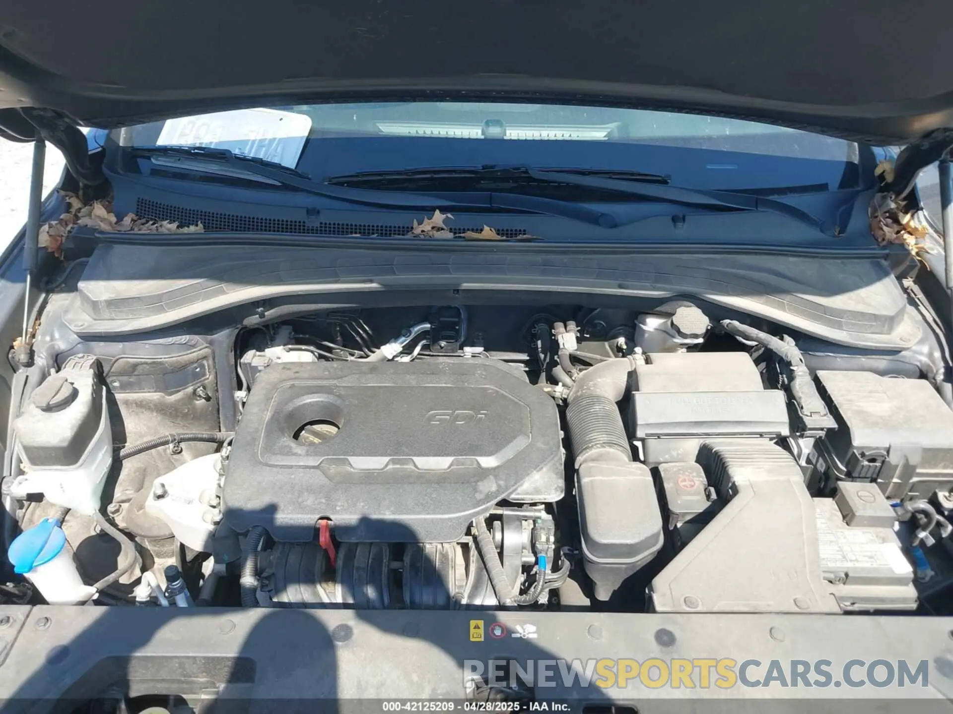 10 Photograph of a damaged car 5NMS33AD1LH207018 HYUNDAI SANTA FE 2020