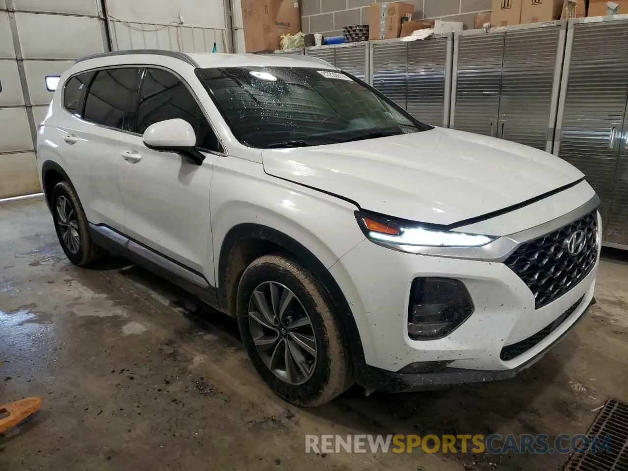 4 Photograph of a damaged car 5NMS33AD1LH223459 HYUNDAI SANTA FE 2020