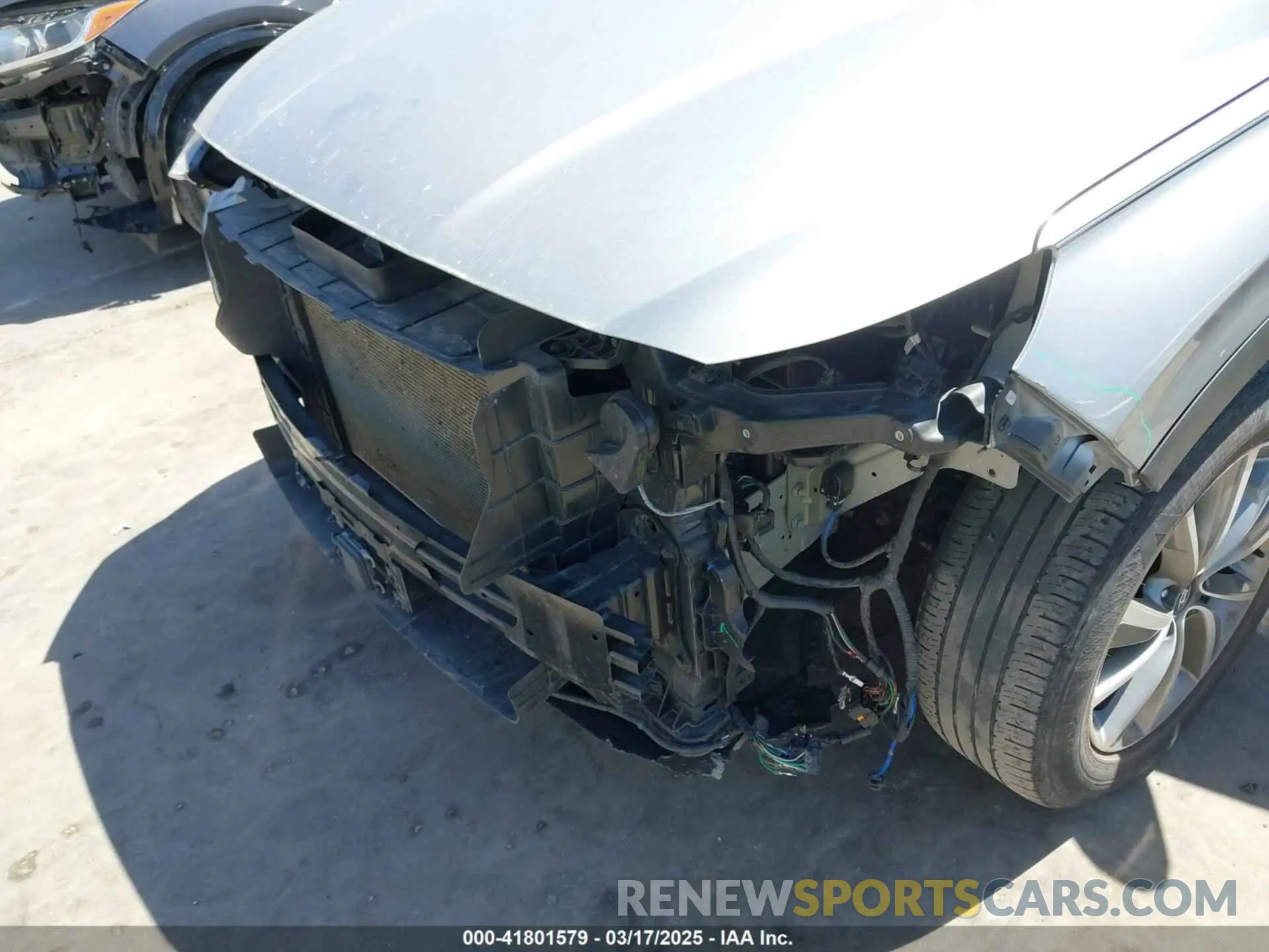 6 Photograph of a damaged car 5NMS33AD2LH210462 HYUNDAI SANTA FE 2020