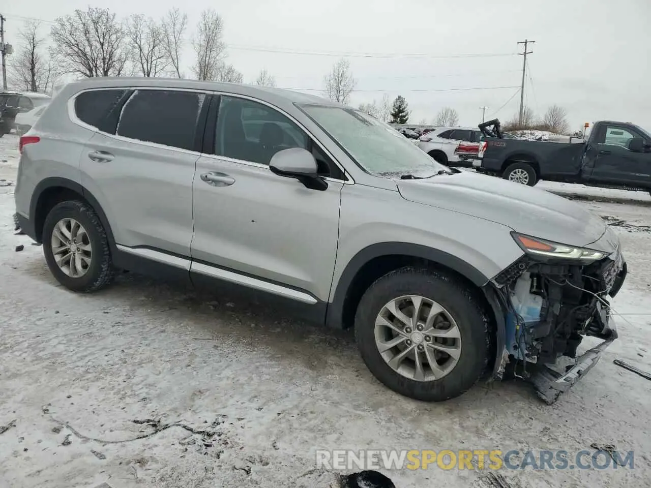 4 Photograph of a damaged car 5NMS33AD2LH220134 HYUNDAI SANTA FE 2020