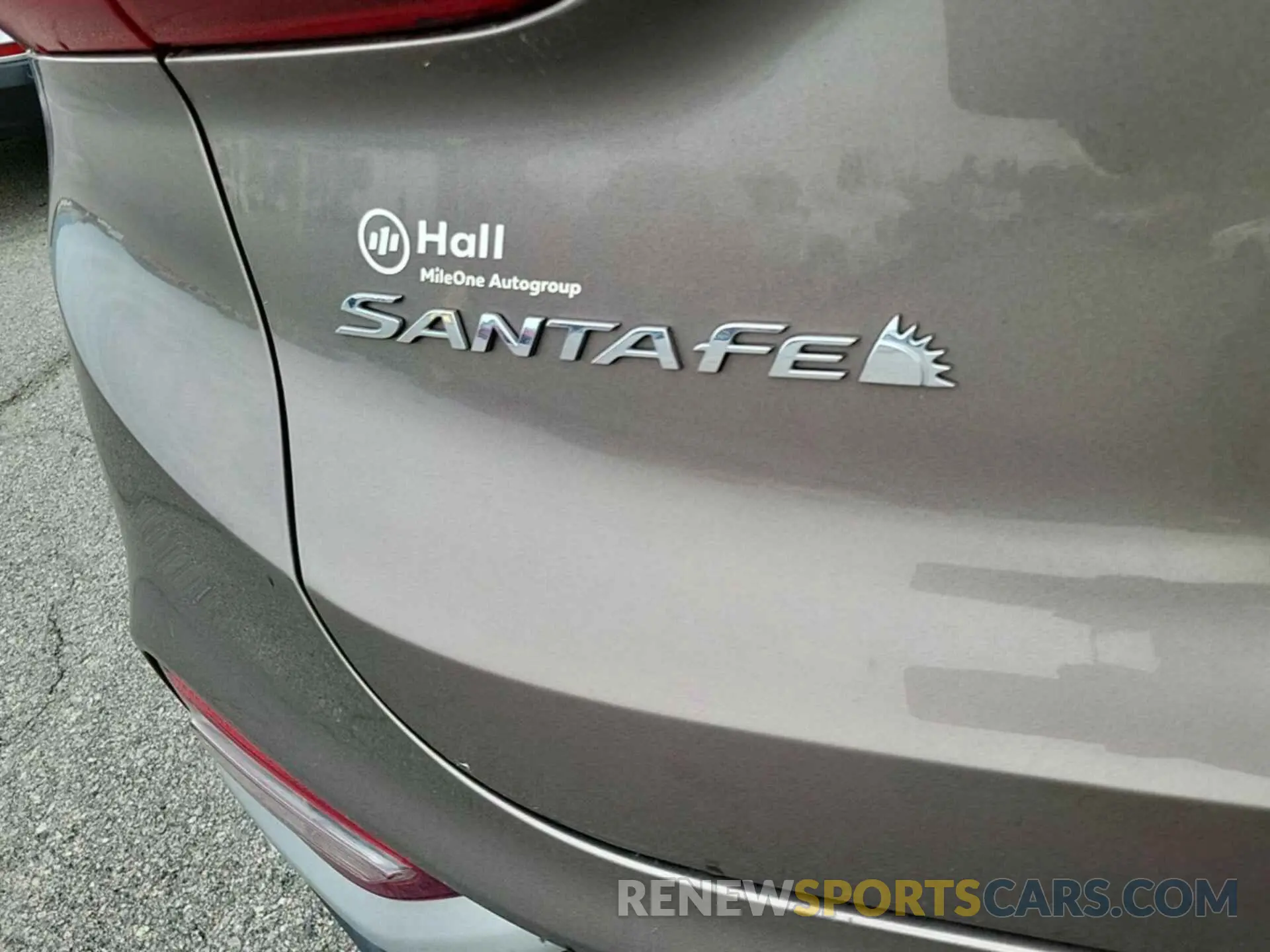 12 Photograph of a damaged car 5NMS33AD2LH240433 HYUNDAI SANTA FE 2020