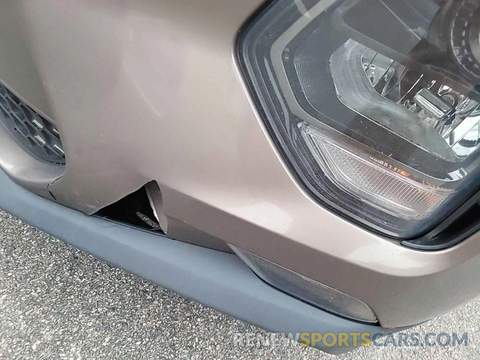 16 Photograph of a damaged car 5NMS33AD2LH240433 HYUNDAI SANTA FE 2020