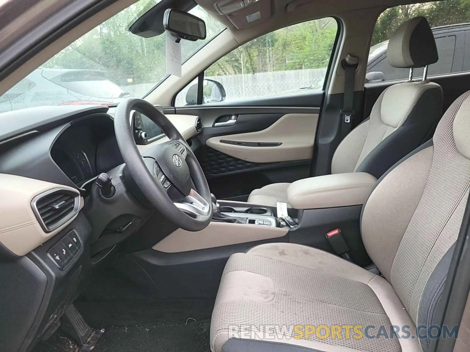 2 Photograph of a damaged car 5NMS33AD2LH240433 HYUNDAI SANTA FE 2020
