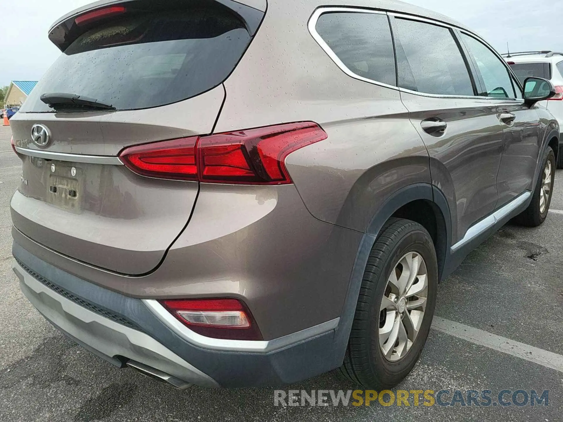 22 Photograph of a damaged car 5NMS33AD2LH240433 HYUNDAI SANTA FE 2020