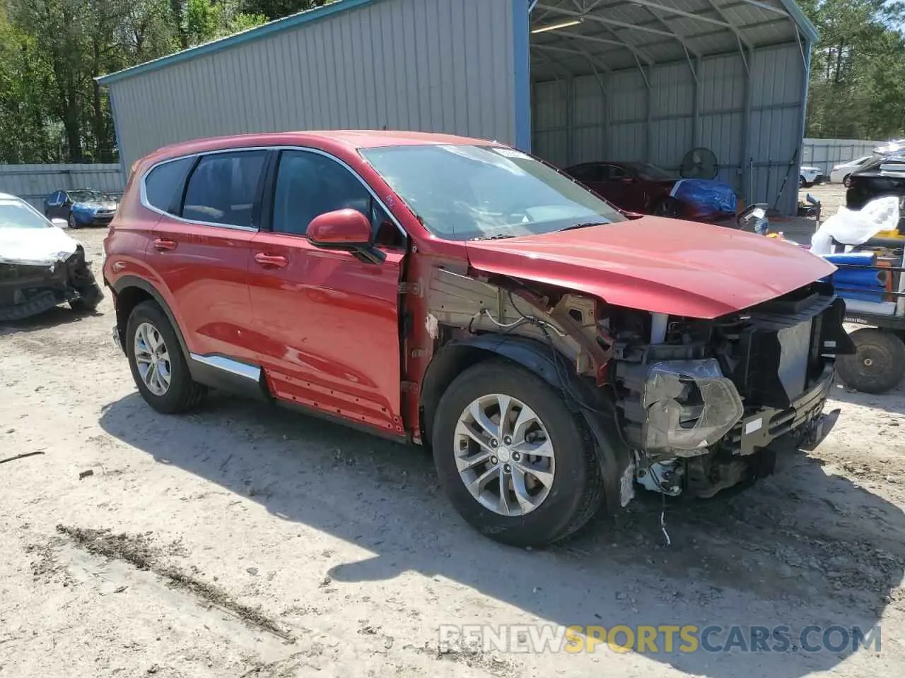 4 Photograph of a damaged car 5NMS33AD2LH243834 HYUNDAI SANTA FE 2020