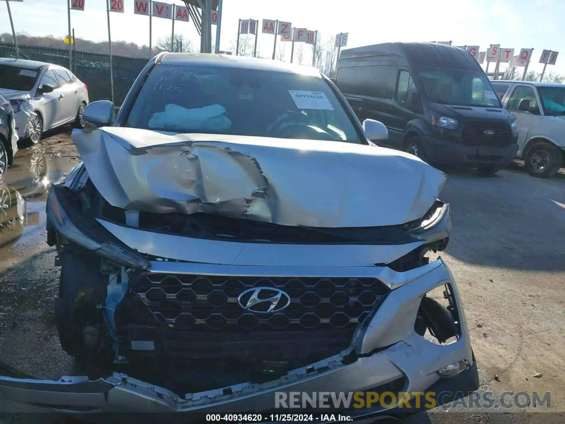 13 Photograph of a damaged car 5NMS33AD3LH145797 HYUNDAI SANTA FE 2020