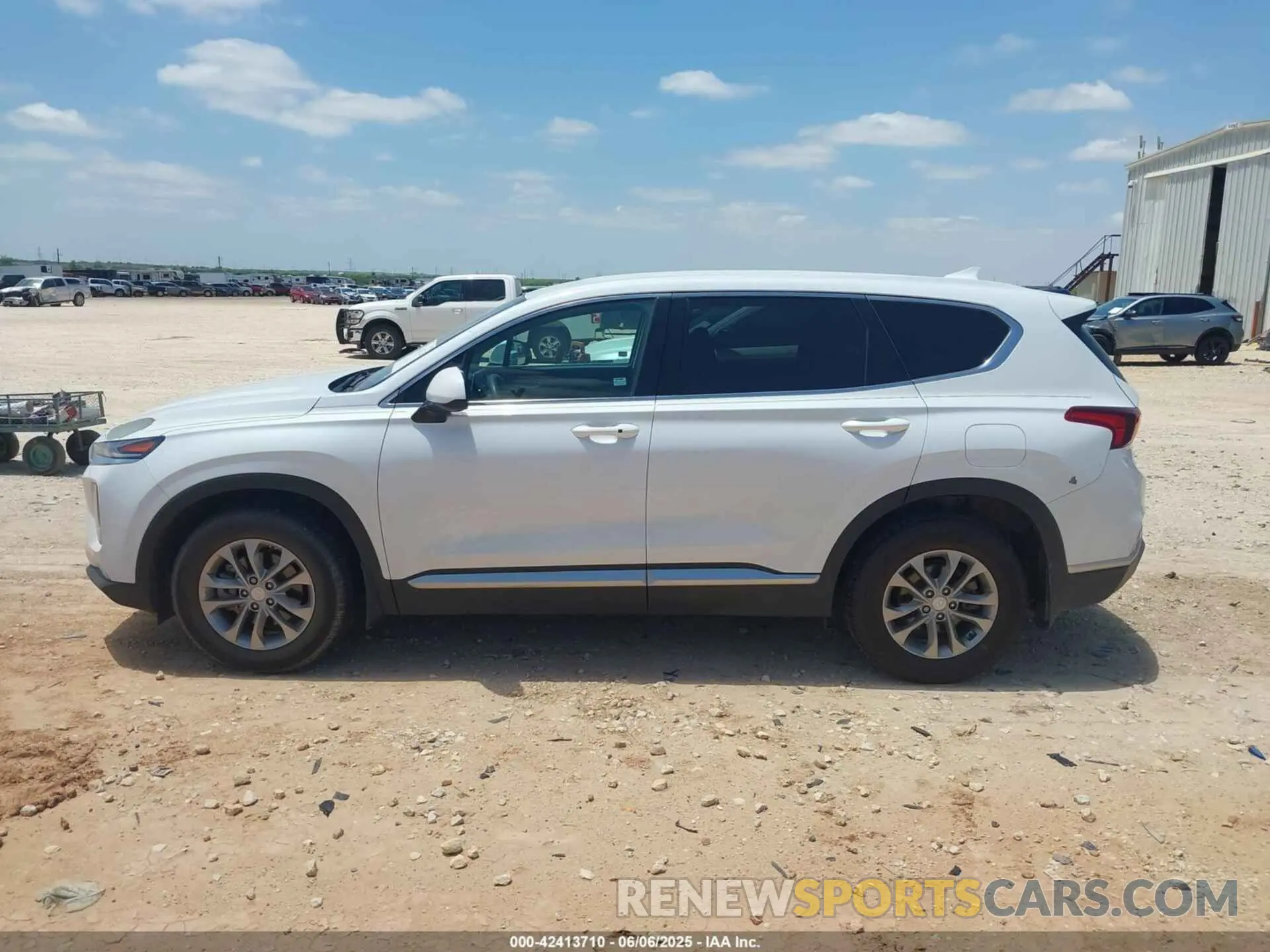 14 Photograph of a damaged car 5NMS33AD3LH181859 HYUNDAI SANTA FE 2020