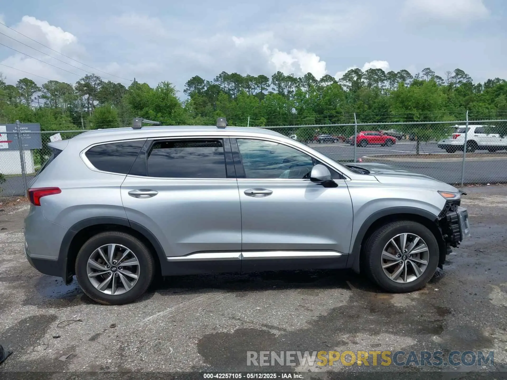14 Photograph of a damaged car 5NMS33AD3LH249898 HYUNDAI SANTA FE 2020