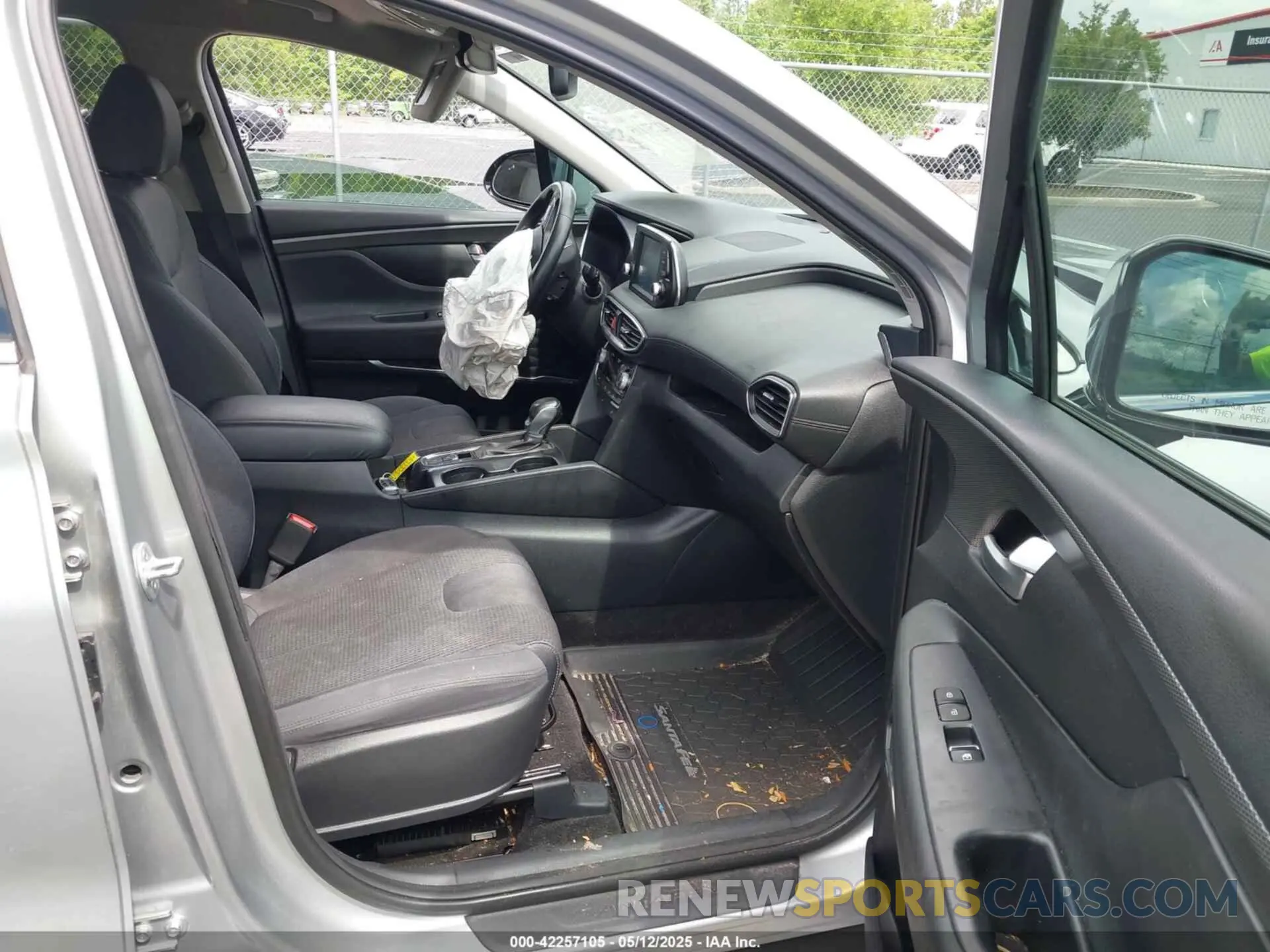 5 Photograph of a damaged car 5NMS33AD3LH249898 HYUNDAI SANTA FE 2020