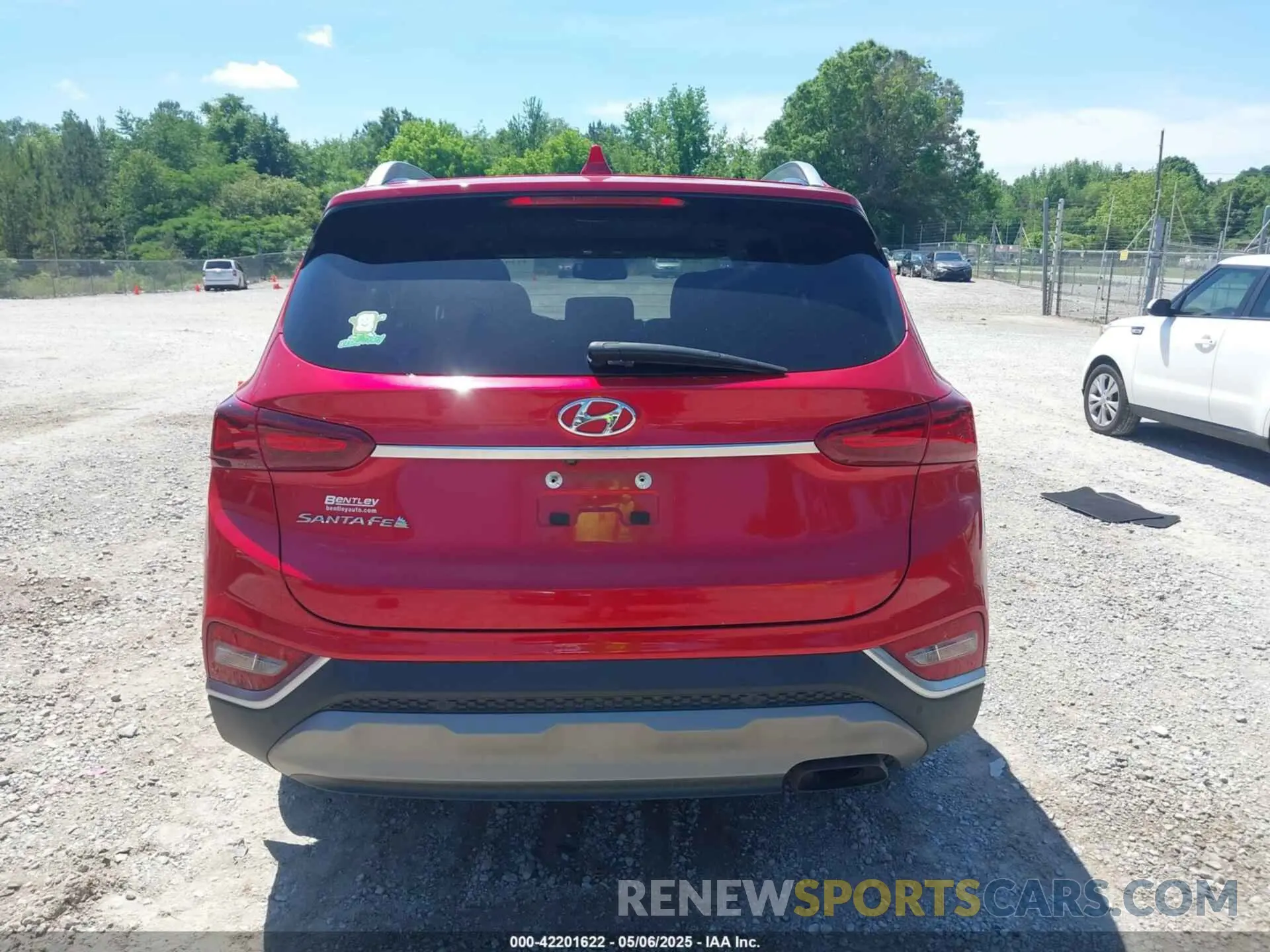16 Photograph of a damaged car 5NMS33AD3LH291553 HYUNDAI SANTA FE 2020