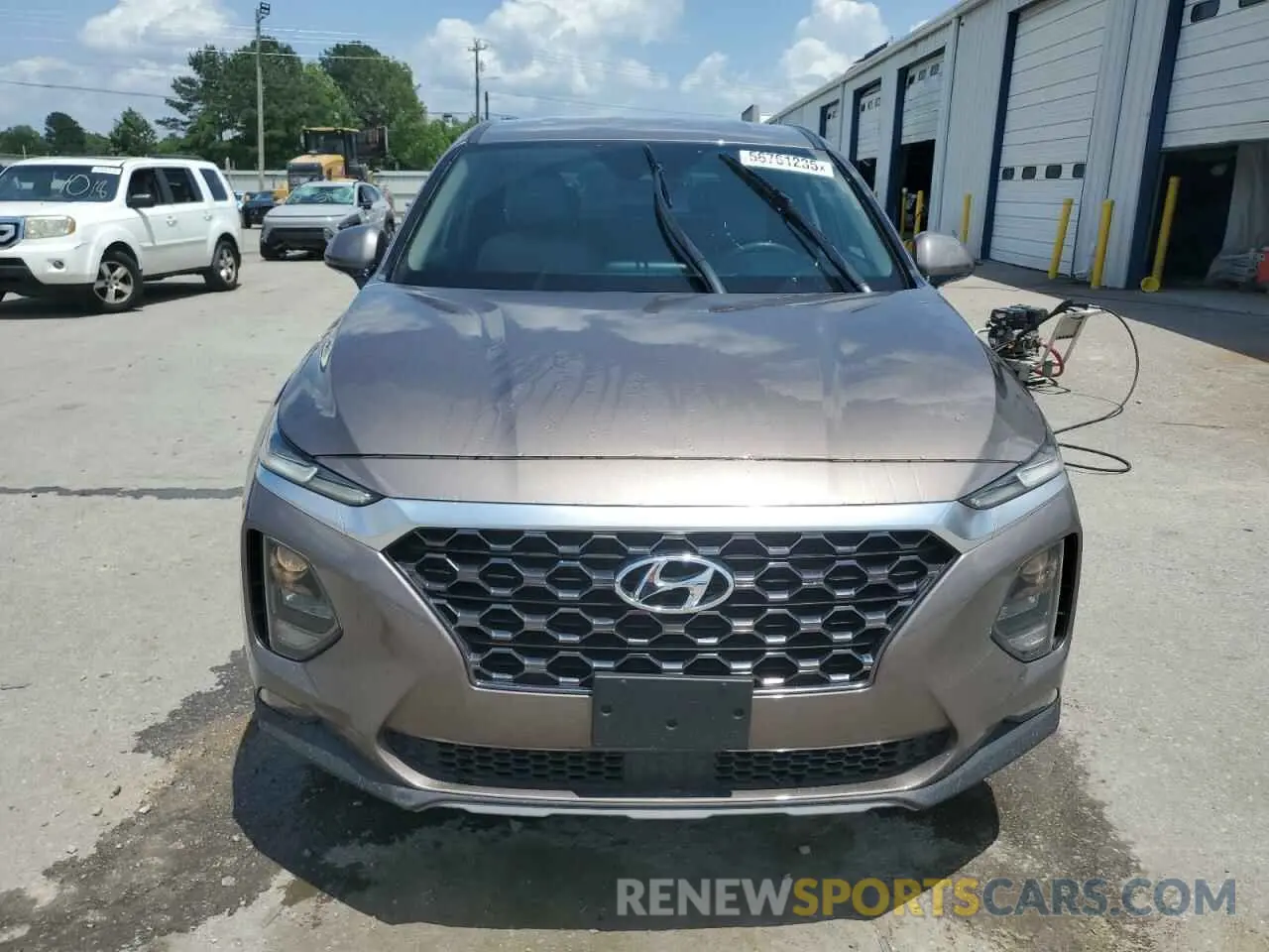 5 Photograph of a damaged car 5NMS33AD4LH203075 HYUNDAI SANTA FE 2020