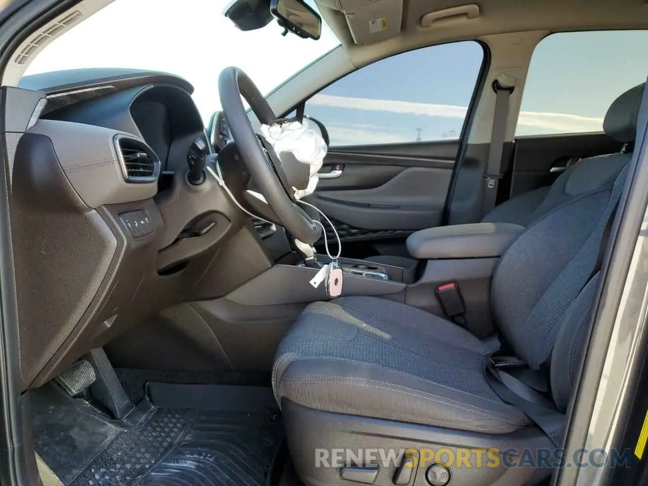 7 Photograph of a damaged car 5NMS33AD4LH247447 HYUNDAI SANTA FE 2020