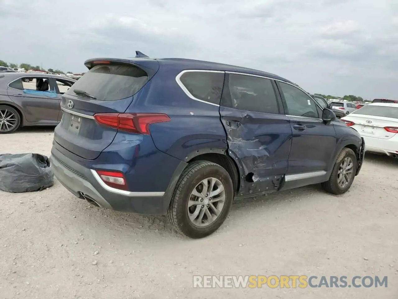 3 Photograph of a damaged car 5NMS33AD4LH268170 HYUNDAI SANTA FE 2020