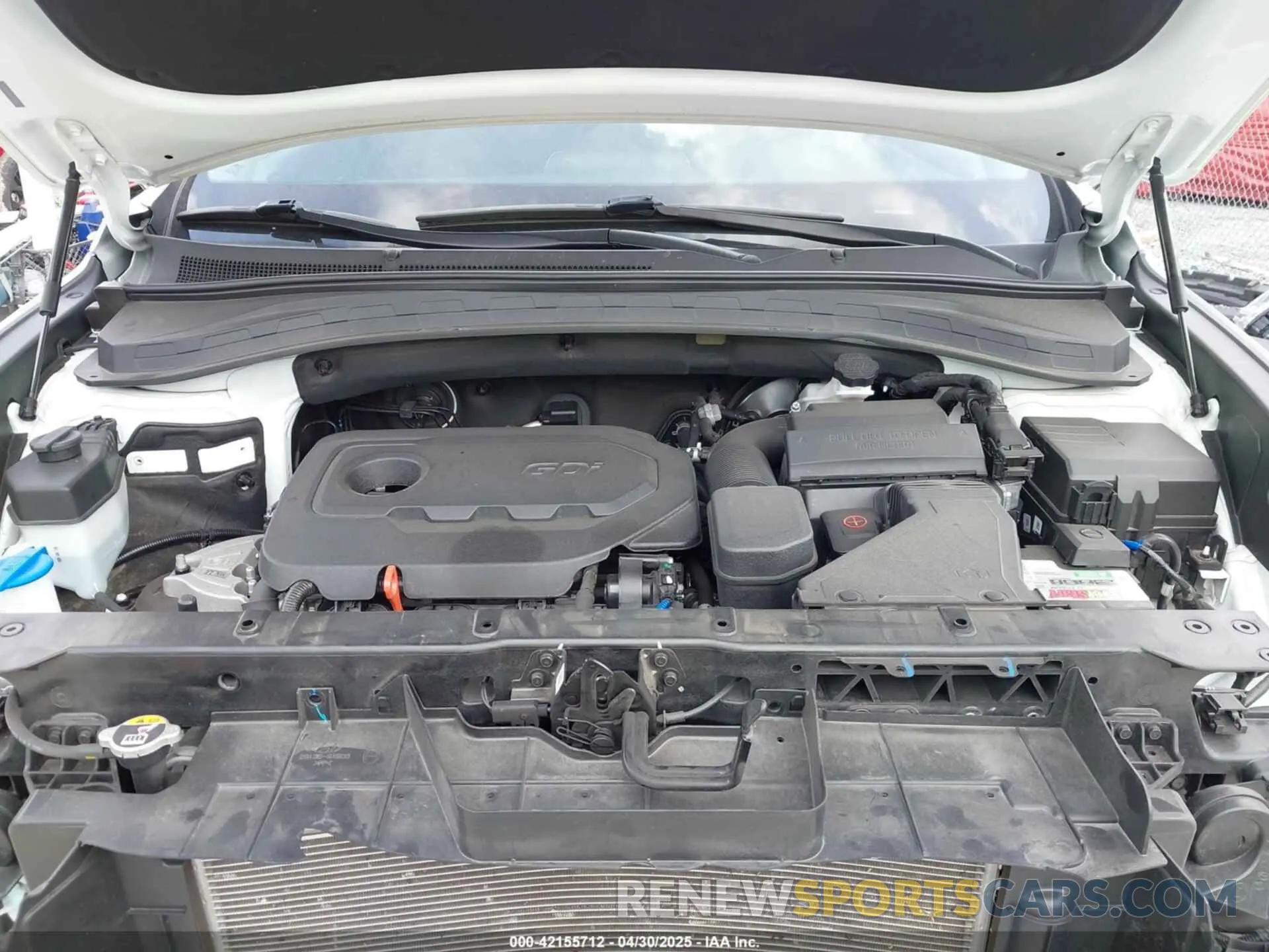 10 Photograph of a damaged car 5NMS33AD4LH293909 HYUNDAI SANTA FE 2020