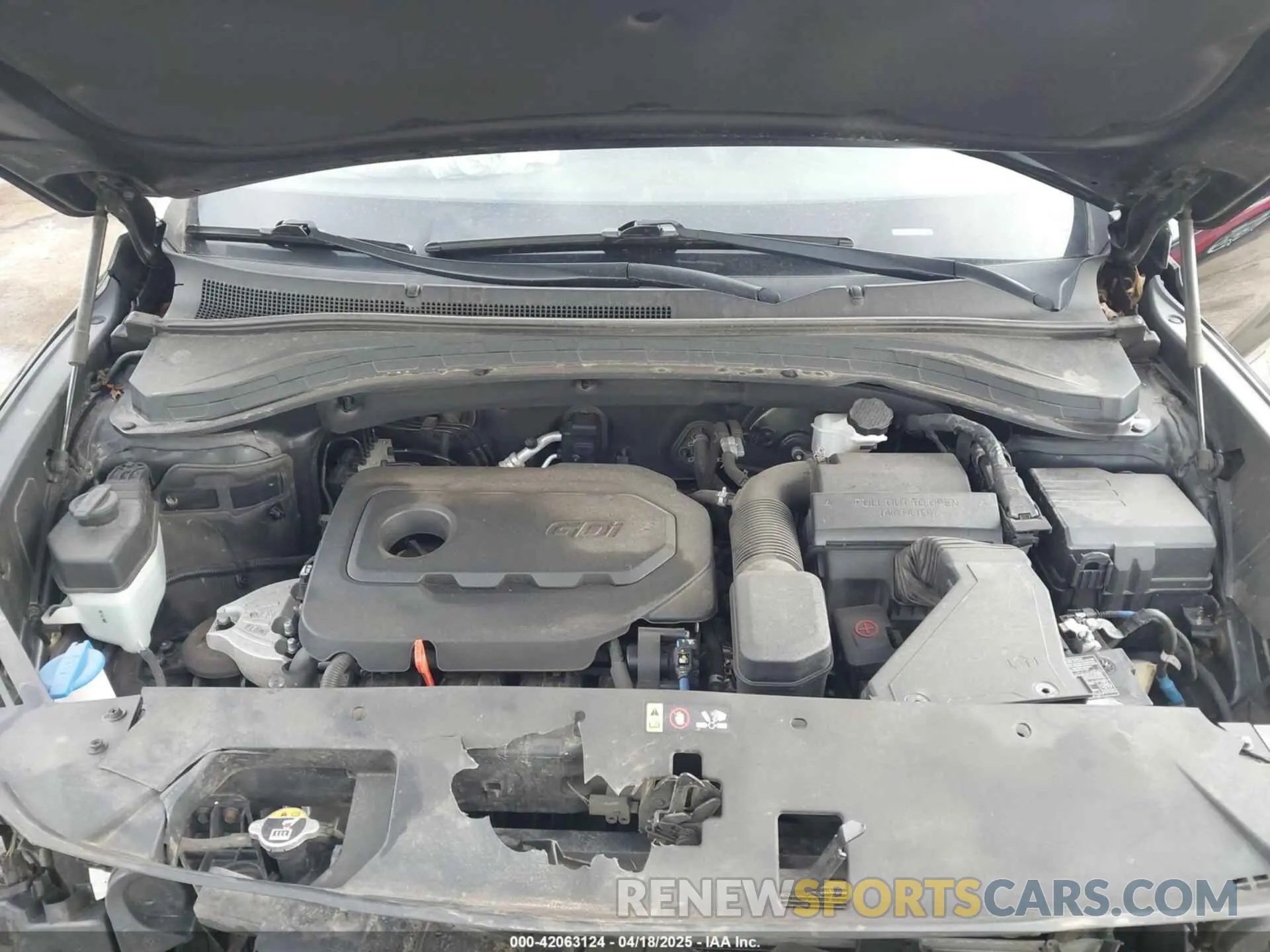 10 Photograph of a damaged car 5NMS33AD5LH221648 HYUNDAI SANTA FE 2020