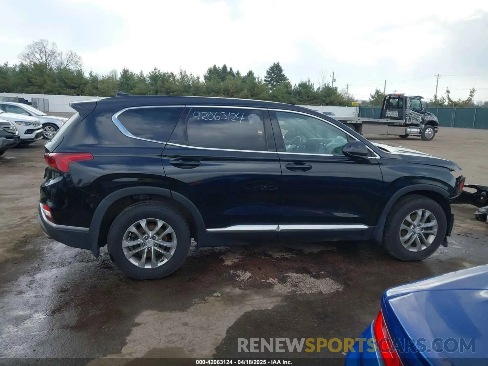 13 Photograph of a damaged car 5NMS33AD5LH221648 HYUNDAI SANTA FE 2020