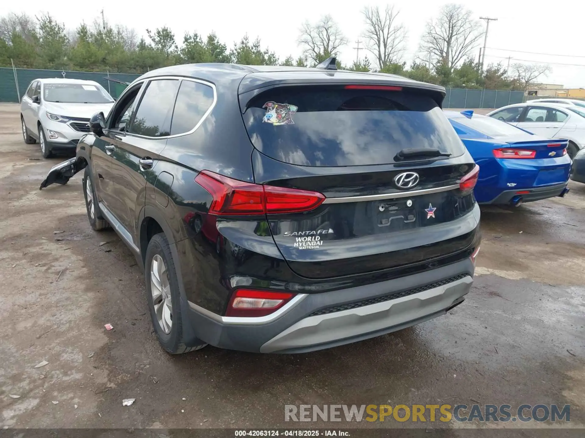 3 Photograph of a damaged car 5NMS33AD5LH221648 HYUNDAI SANTA FE 2020