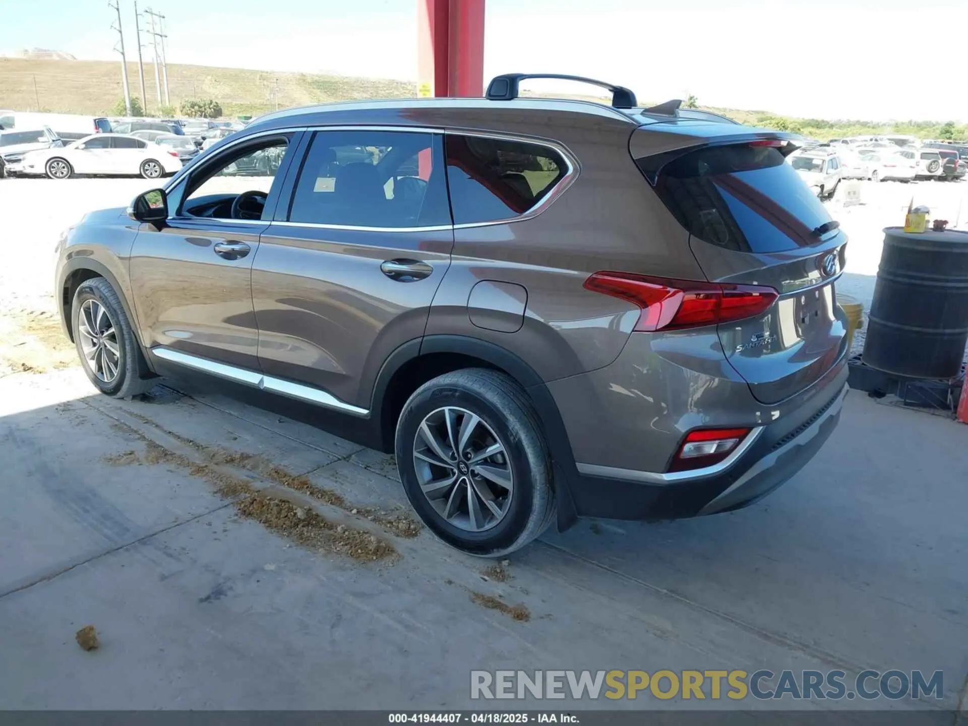 3 Photograph of a damaged car 5NMS33AD5LH222122 HYUNDAI SANTA FE 2020