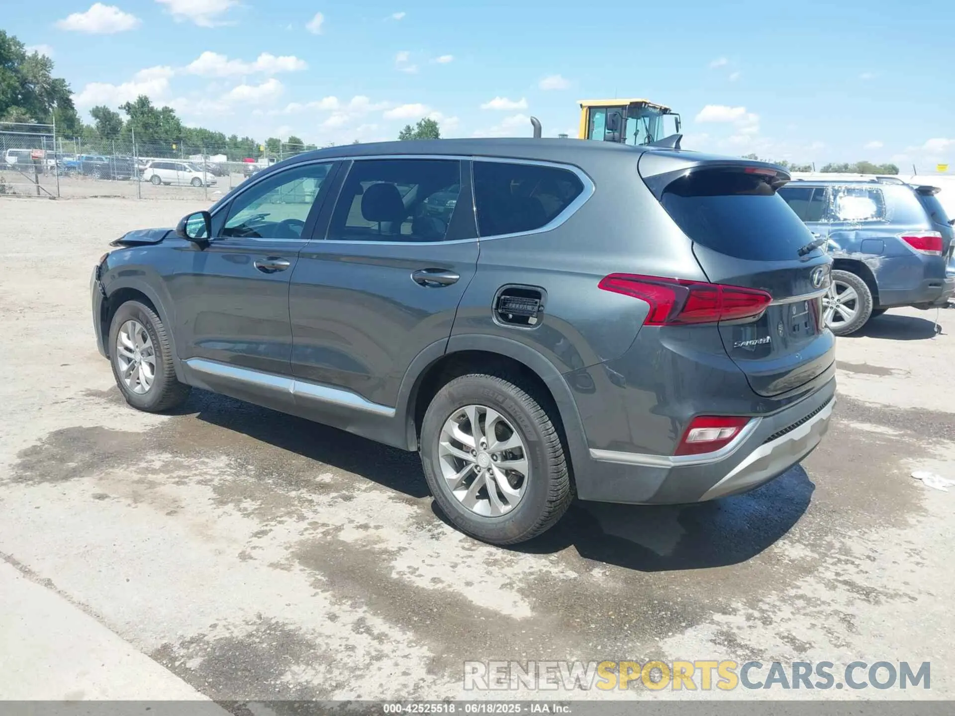 3 Photograph of a damaged car 5NMS33AD6LH138634 HYUNDAI SANTA FE 2020