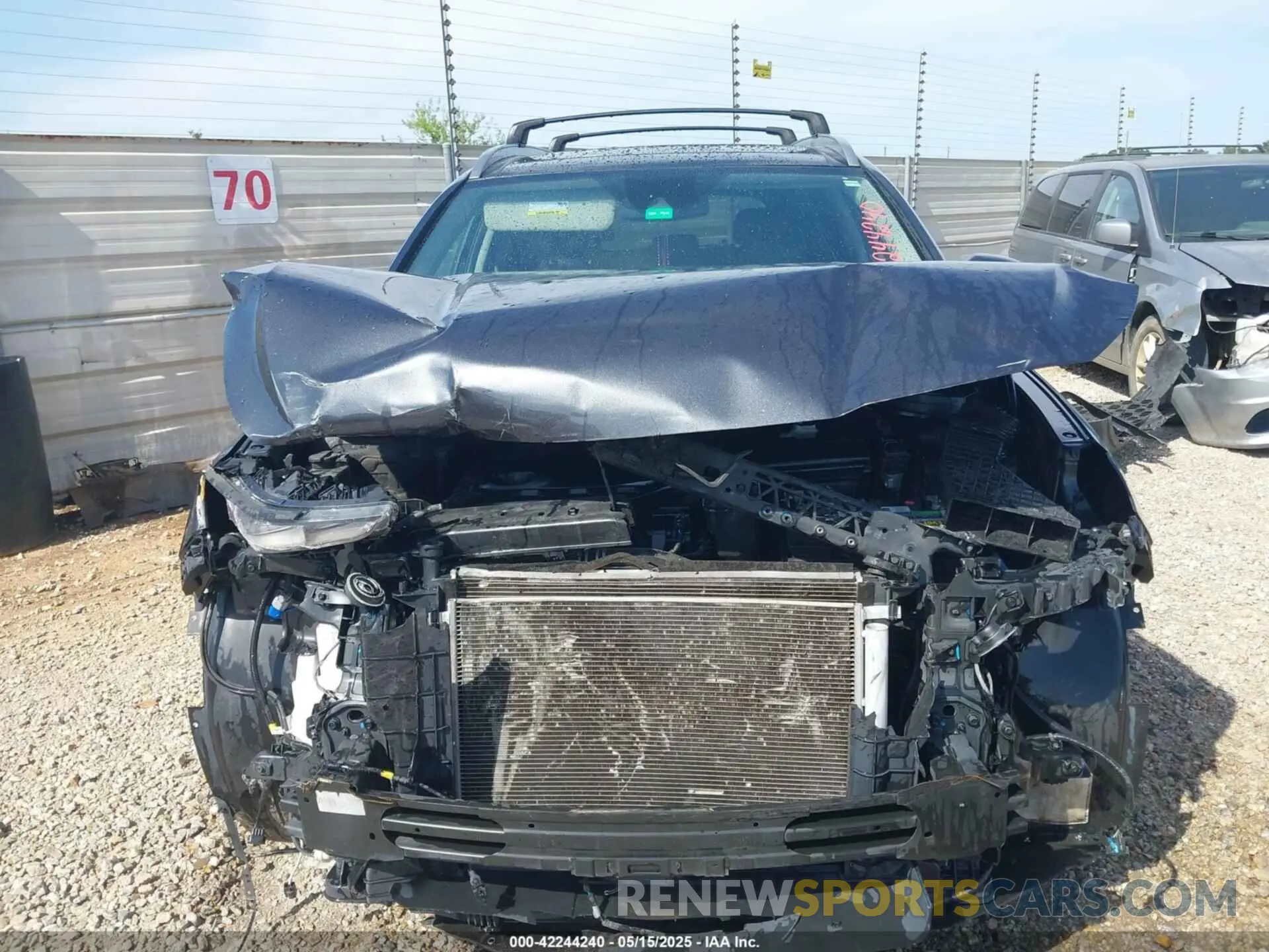 12 Photograph of a damaged car 5NMS33AD6LH188711 HYUNDAI SANTA FE 2020