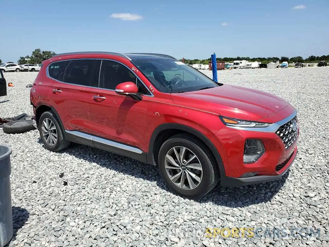 4 Photograph of a damaged car 5NMS33AD6LH212120 HYUNDAI SANTA FE 2020