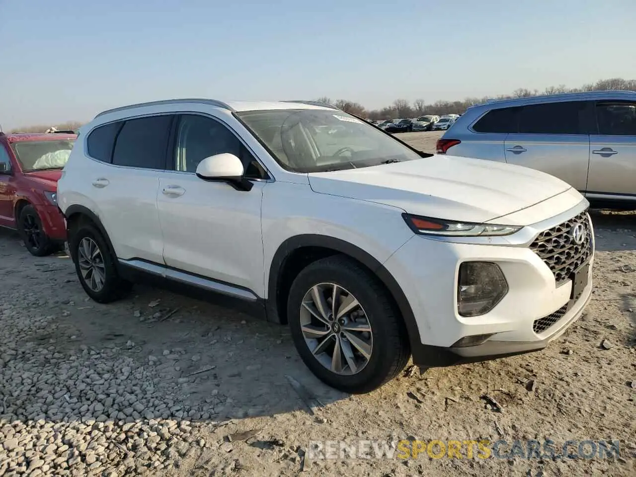 4 Photograph of a damaged car 5NMS33AD7LH143194 HYUNDAI SANTA FE 2020