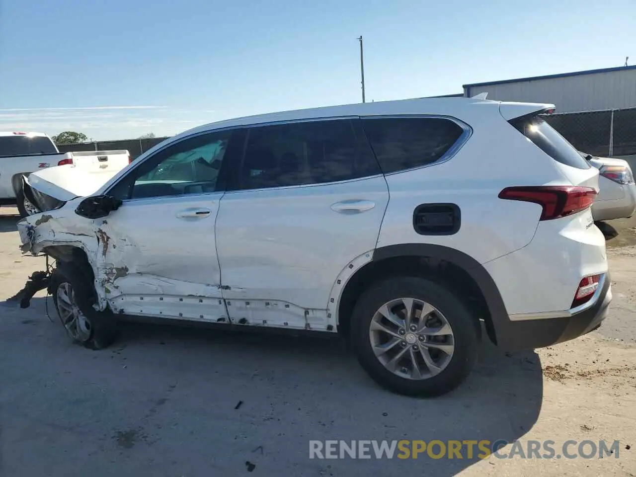 2 Photograph of a damaged car 5NMS33AD7LH195196 HYUNDAI SANTA FE 2020