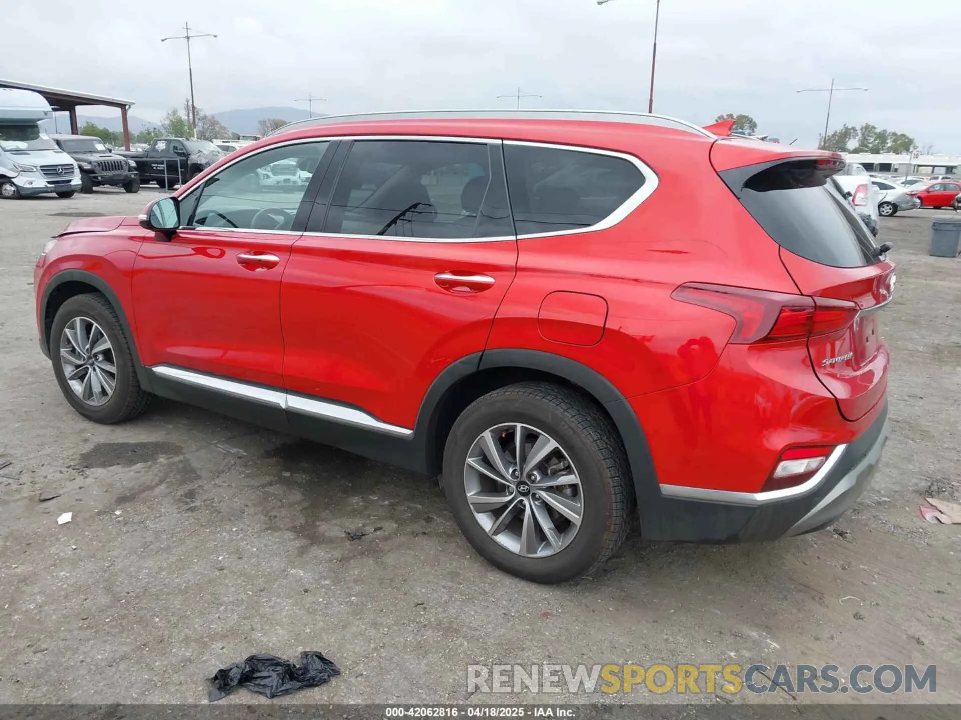 3 Photograph of a damaged car 5NMS33AD7LH209758 HYUNDAI SANTA FE 2020
