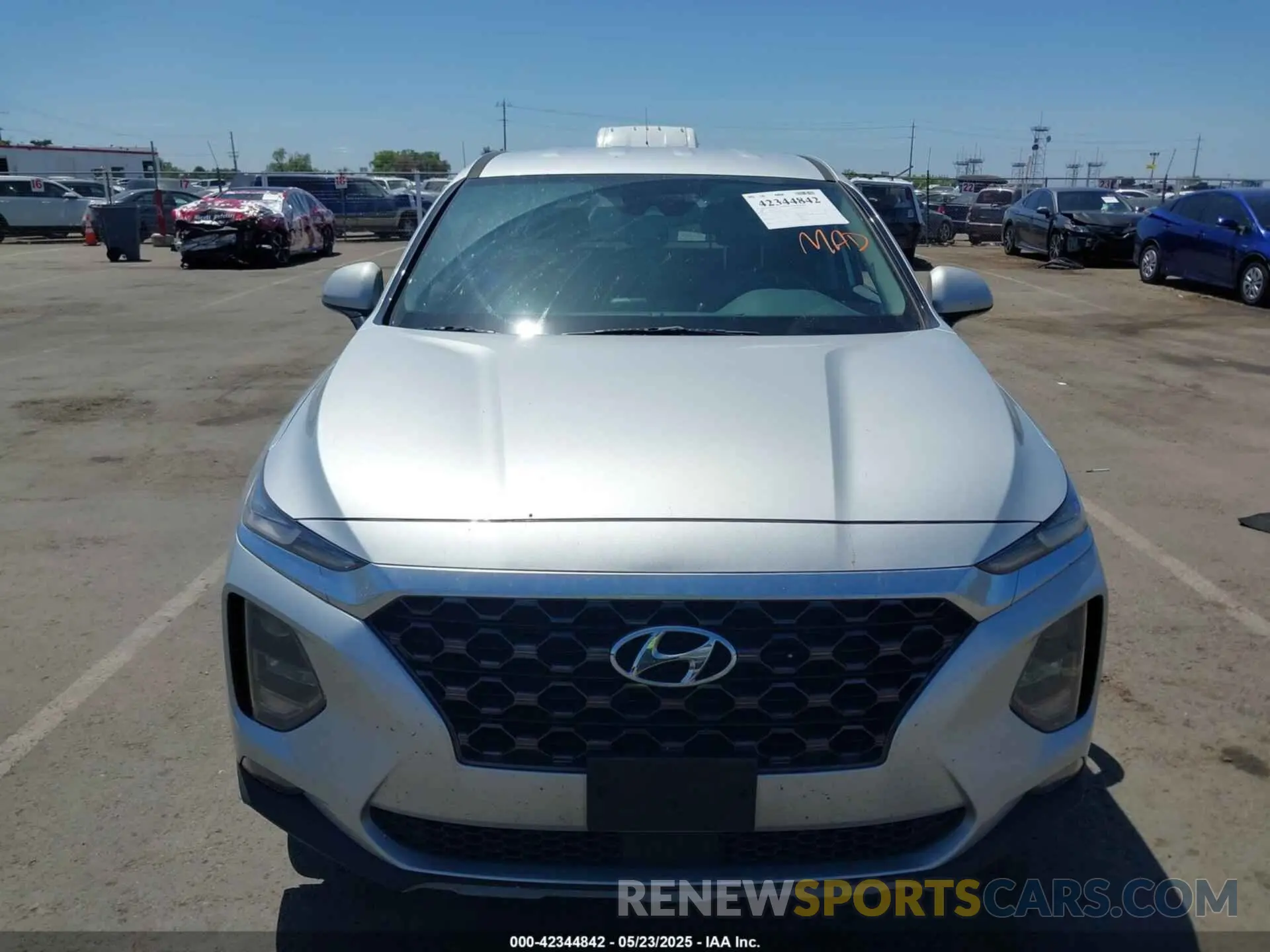 12 Photograph of a damaged car 5NMS33AD8LH169805 HYUNDAI SANTA FE 2020
