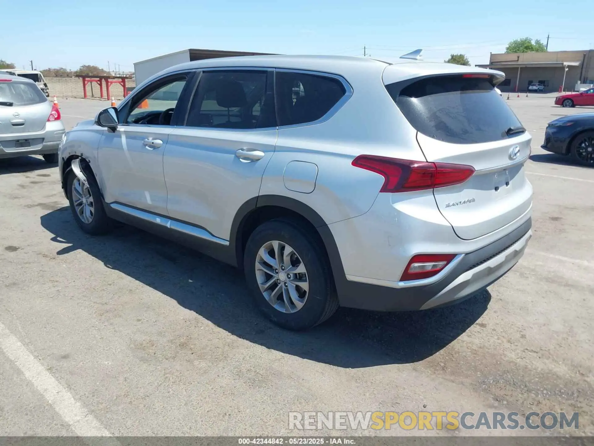 3 Photograph of a damaged car 5NMS33AD8LH169805 HYUNDAI SANTA FE 2020