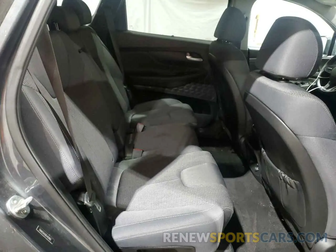 11 Photograph of a damaged car 5NMS33AD8LH231803 HYUNDAI SANTA FE 2020