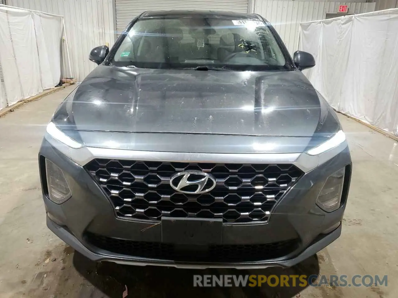 5 Photograph of a damaged car 5NMS33AD8LH231803 HYUNDAI SANTA FE 2020