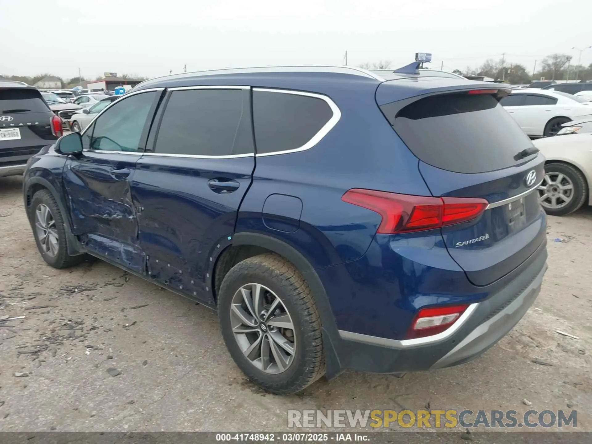 3 Photograph of a damaged car 5NMS33AD8LH260329 HYUNDAI SANTA FE 2020