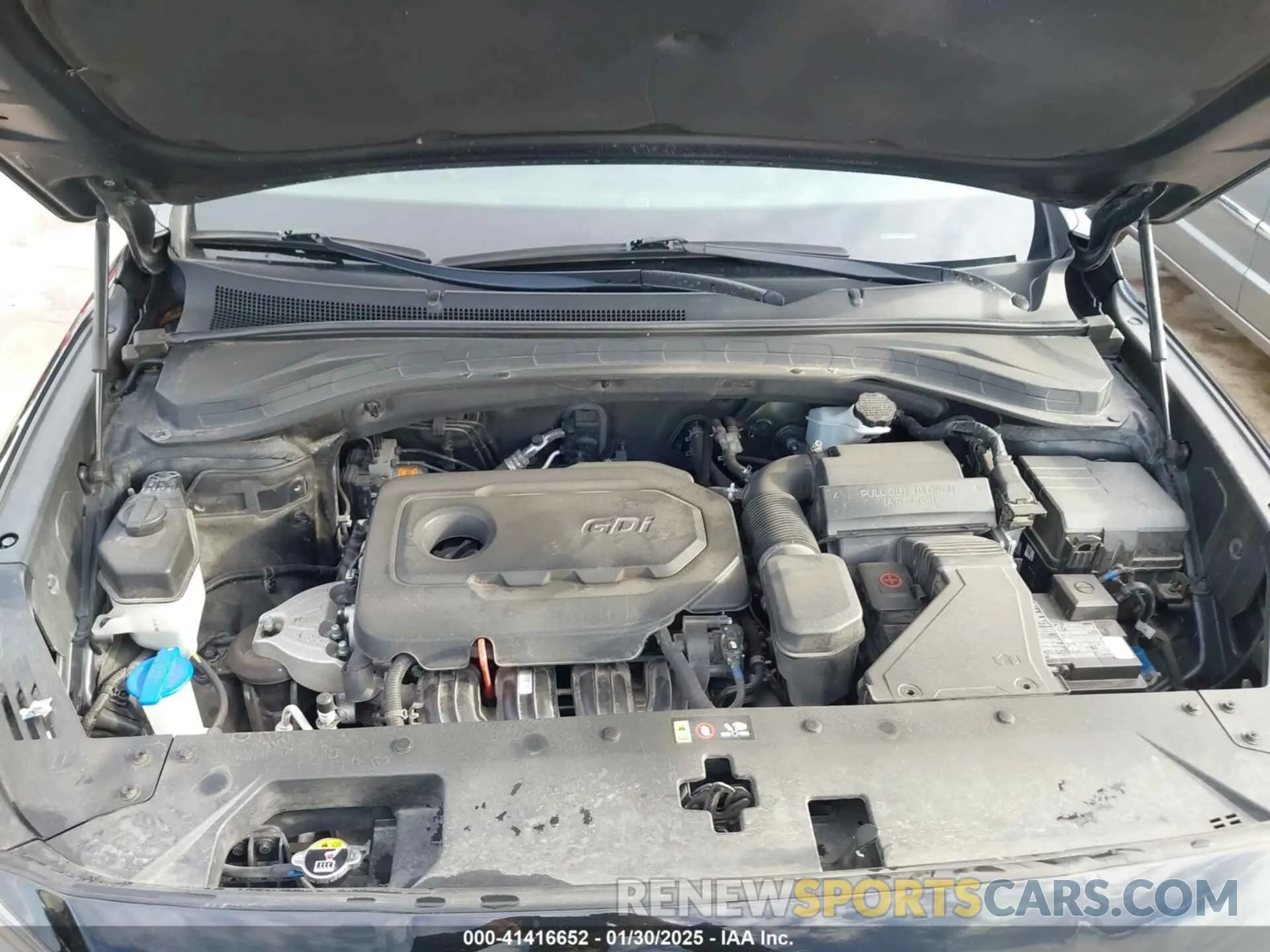 10 Photograph of a damaged car 5NMS33AD8LH265031 HYUNDAI SANTA FE 2020