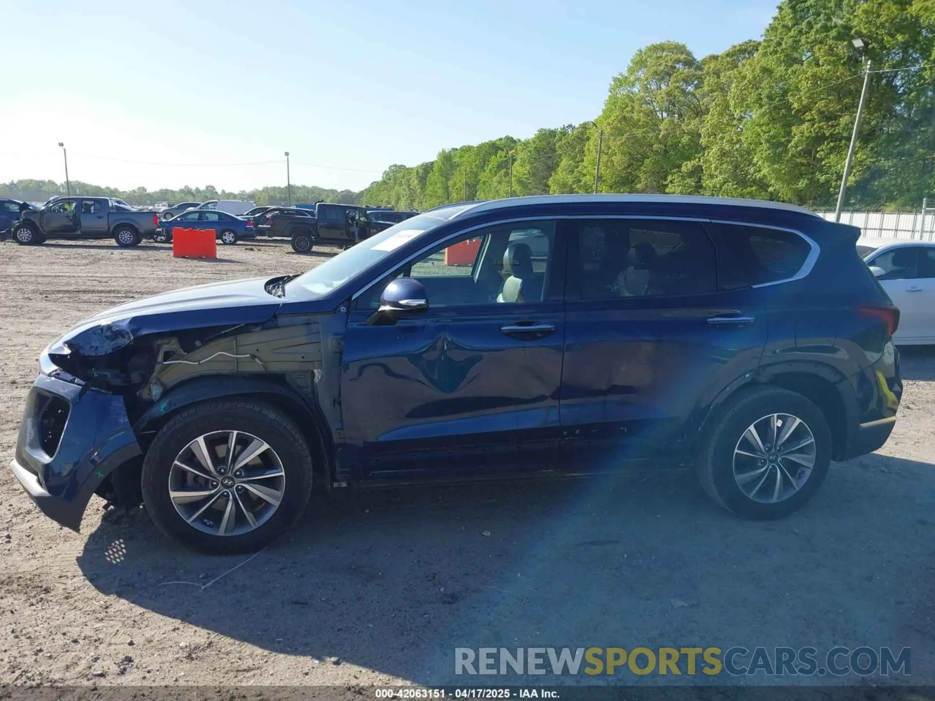 14 Photograph of a damaged car 5NMS33AD8LH295694 HYUNDAI SANTA FE 2020