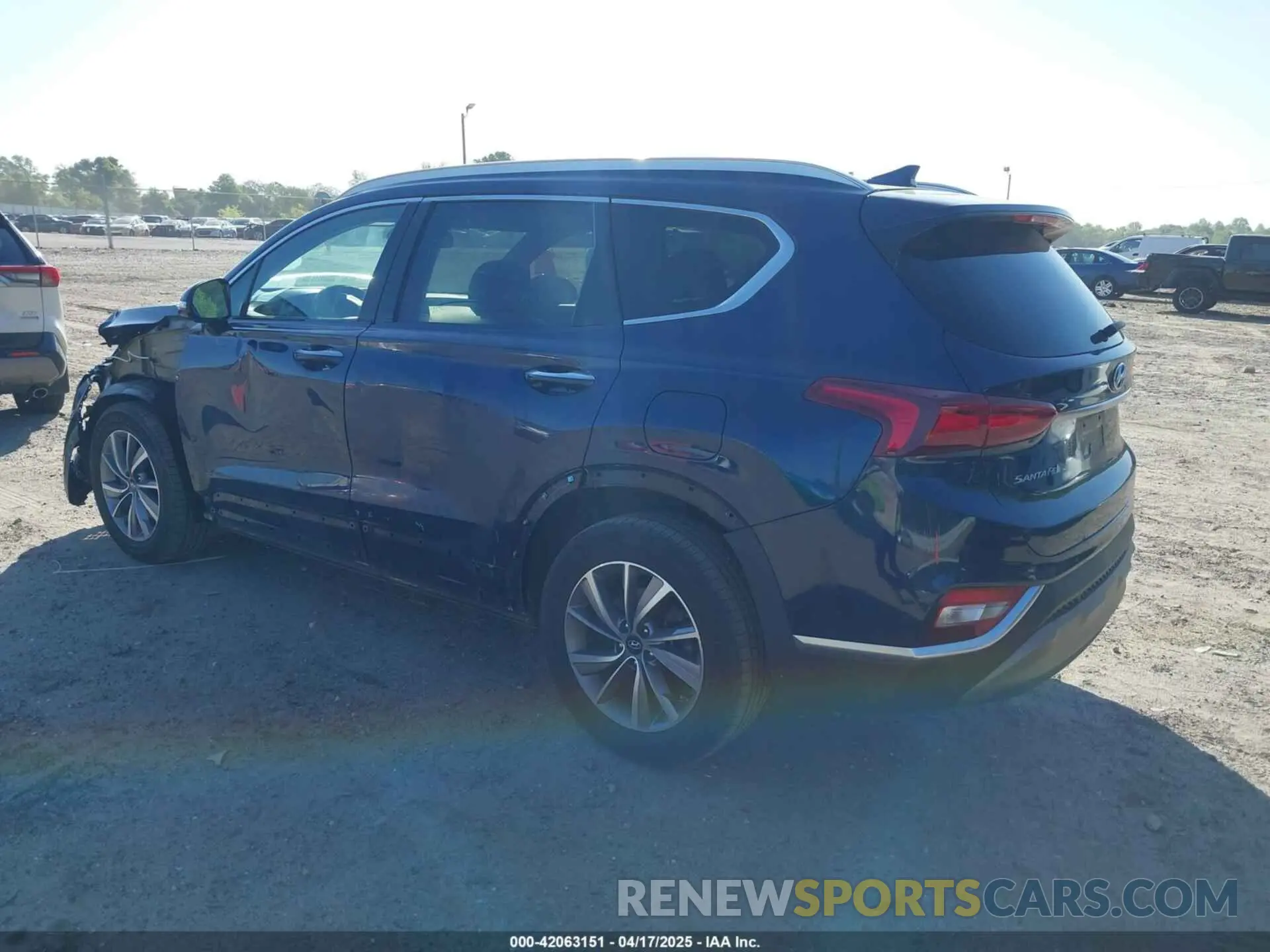 3 Photograph of a damaged car 5NMS33AD8LH295694 HYUNDAI SANTA FE 2020